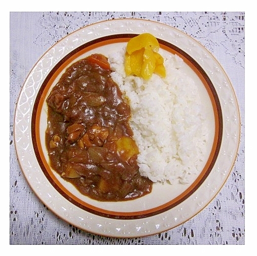 カレーライス（たまねぎ・人参・鶏もも肉etc..）
