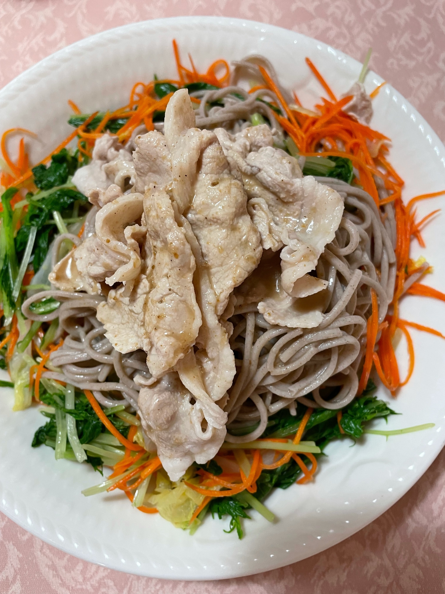 豚しゃぶのサラダ蕎麦