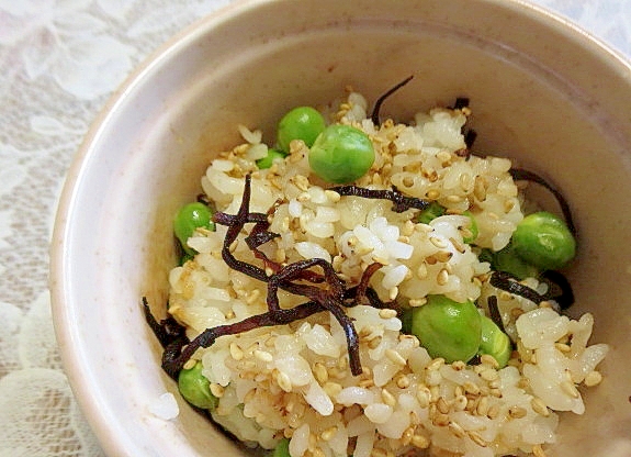 レンジで簡単豆昆布ごはん