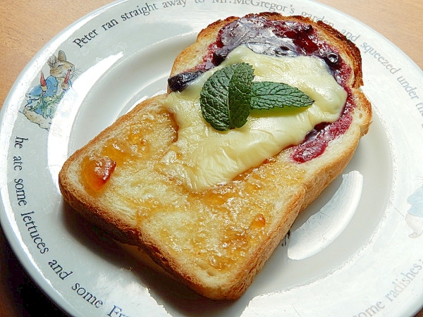 可愛い ジャム マーガリン チーズでトースト レシピ 作り方 By ジョン リーバス 楽天レシピ 可愛い ジャム マーガリン チーズでトースト レシピ 作り方 By ジョン リーバス 楽天レシピ