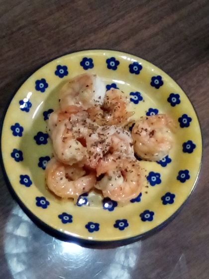 本当に簡単で美味しいですね!香り豊かで海老の味が活きていて食べ飽きません。食感も好きです。夕飯に家族のためにまた作りたいです!ありがとうございます(^○^)