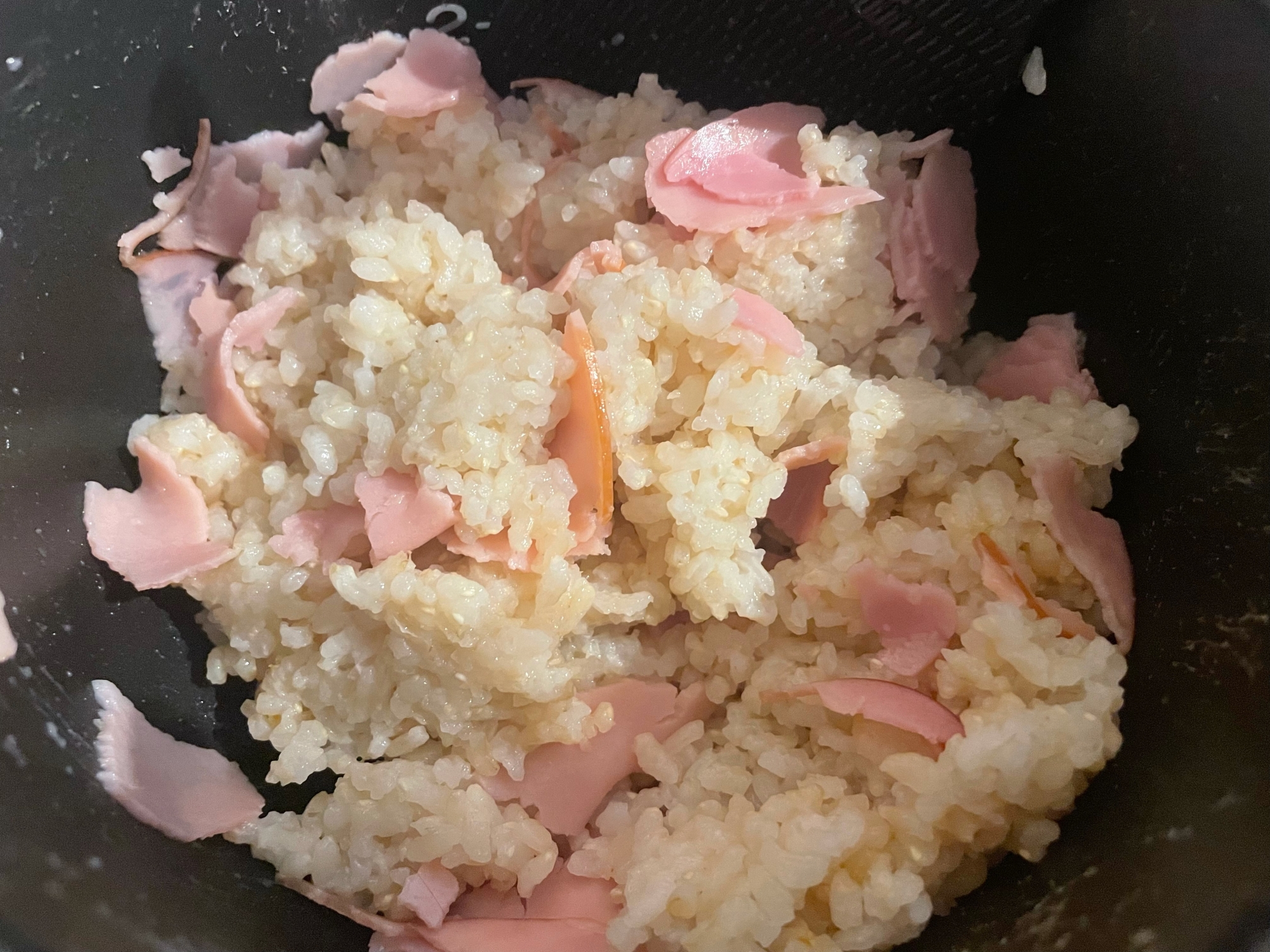 ハムとコンソメの玄米ご飯