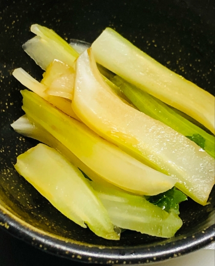 セロリのごま油炒め