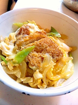 トンカツとめんつゆで簡単かつ丼 レシピ 作り方 By ゆみぽぽぽぽーん 楽天レシピ