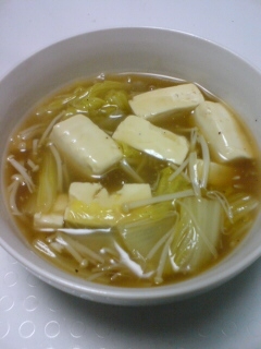 豆腐と白菜とエノキのとろみスープ