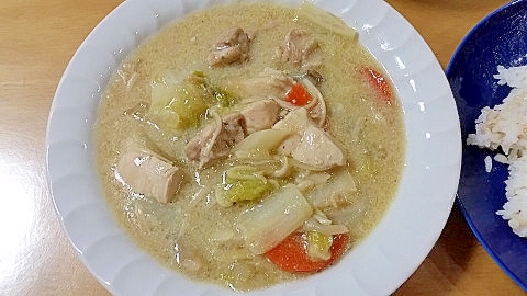 鶏がらスープで☆鶏肉と白菜のクリーム煮