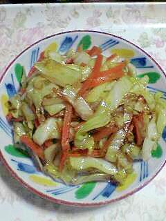 野菜をニンニクと生姜で炒めました♪