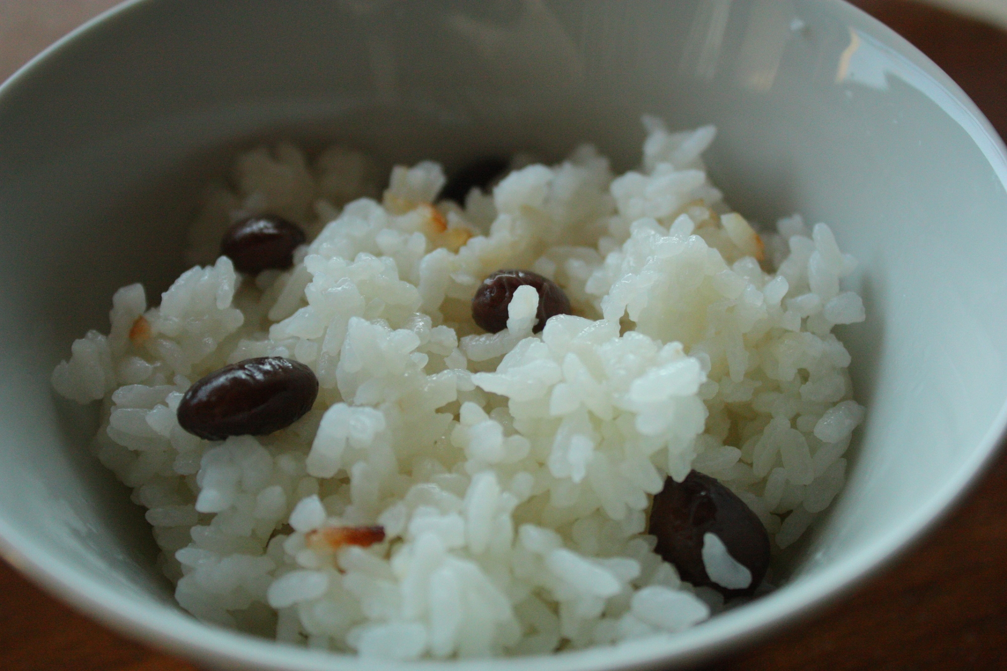 土鍋で炊く黒豆ごはん