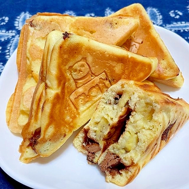 ホットサンドメーカーで焼く　チョコバナナパンケーキ