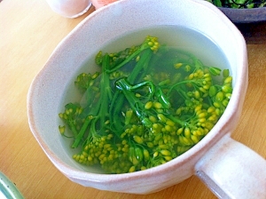 お花ブロッコリーの簡単スープ