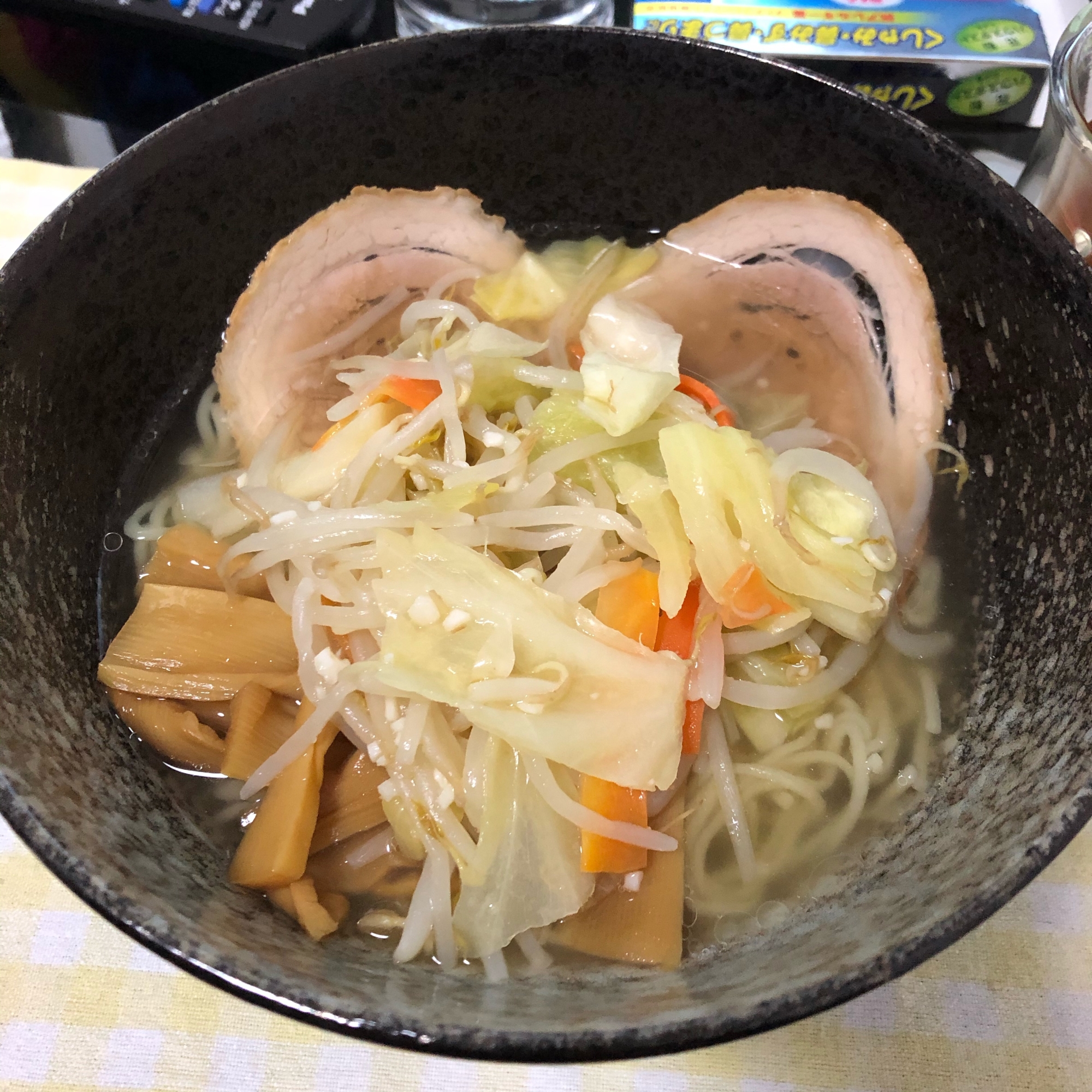 野菜たっぷりラーメン