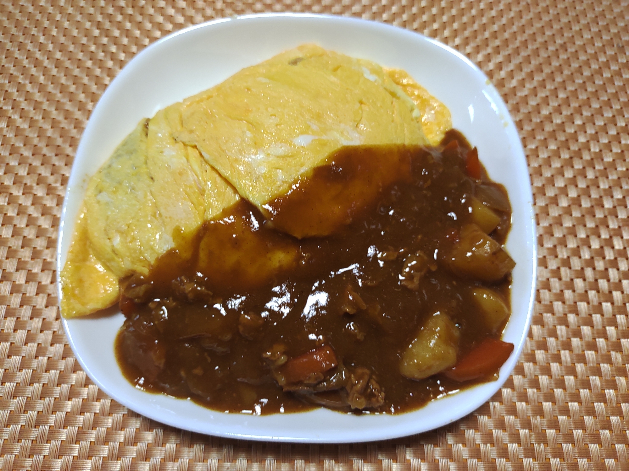 オムカレー