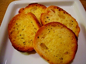 すぐ出来る!ガーリックトースト♪