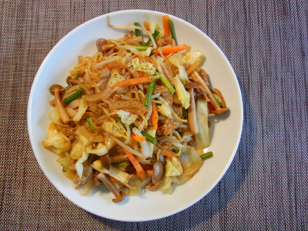 にんにくの芽と野菜たっぷり焼きそば