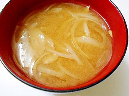 冷凍玉ねぎで 玉ねぎだけの味噌汁 レシピ 作り方 By V るん 0394 楽天レシピ