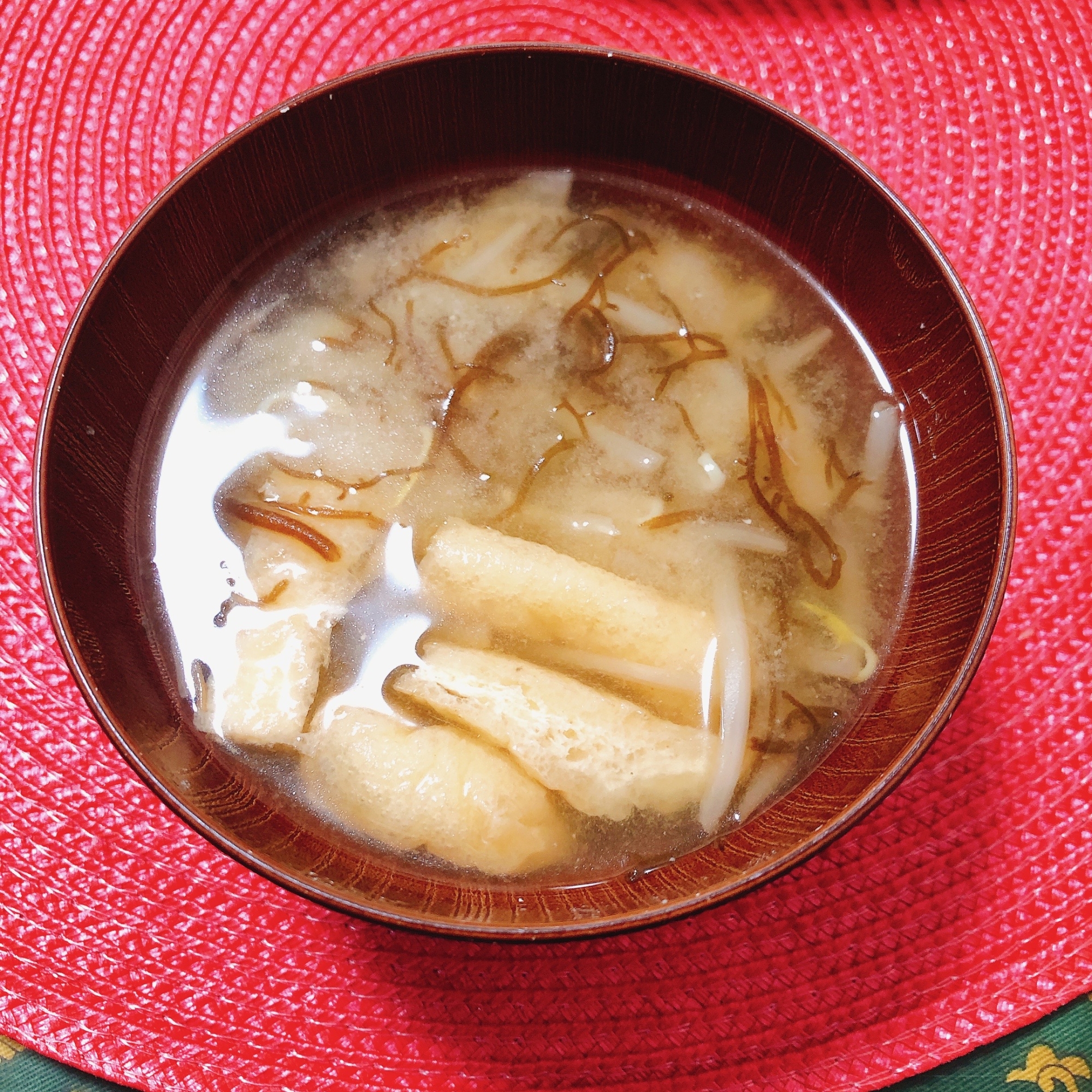 もやしもずく味噌汁