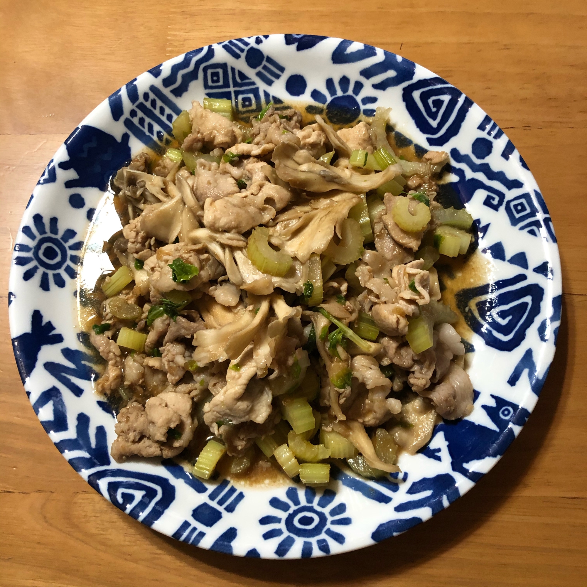 夏バテ対策 豚肉と舞茸 セロリのステーキソース和え レシピ 作り方 By ハナモモココアママ 楽天レシピ 夏バテ対策 豚肉と舞茸 セロリのステーキソース和え レシピ 作り方 By ハナモモココアママ 楽天レシピ