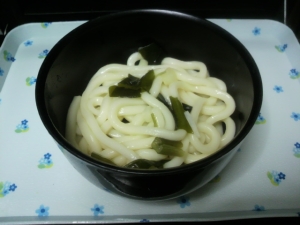 あっさりわかめうどん（煮込みうどん）