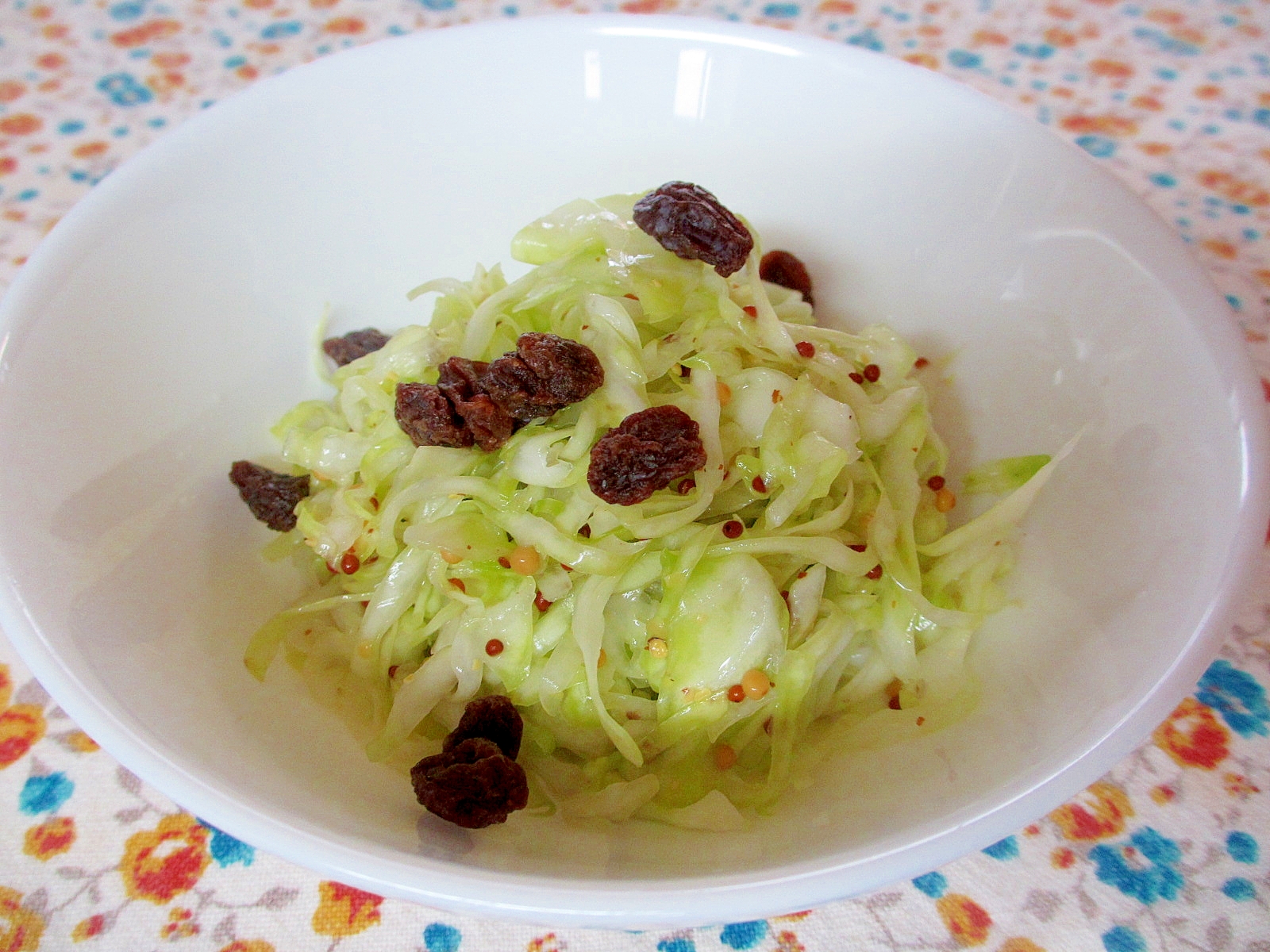 キャベツとレーズンのマスタードサラダ レシピ 作り方 By Mococo05 楽天レシピ