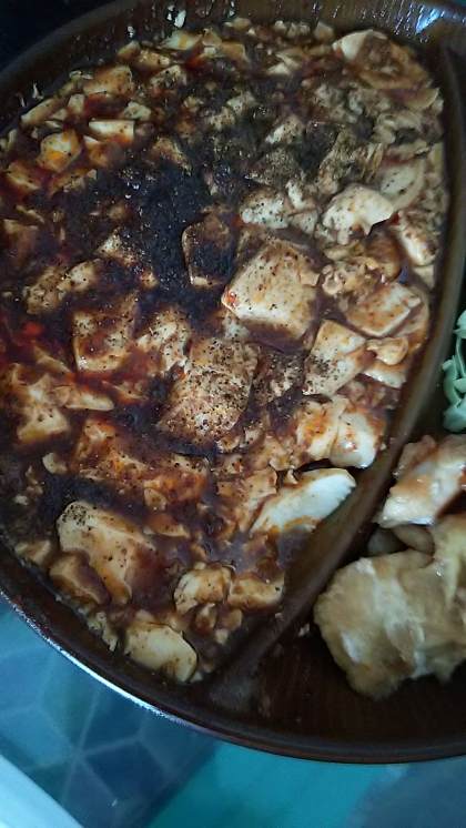 ラー油がきいてる麻婆豆腐