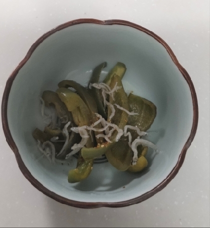 たっぷり食べれる♡じゃこピーマン