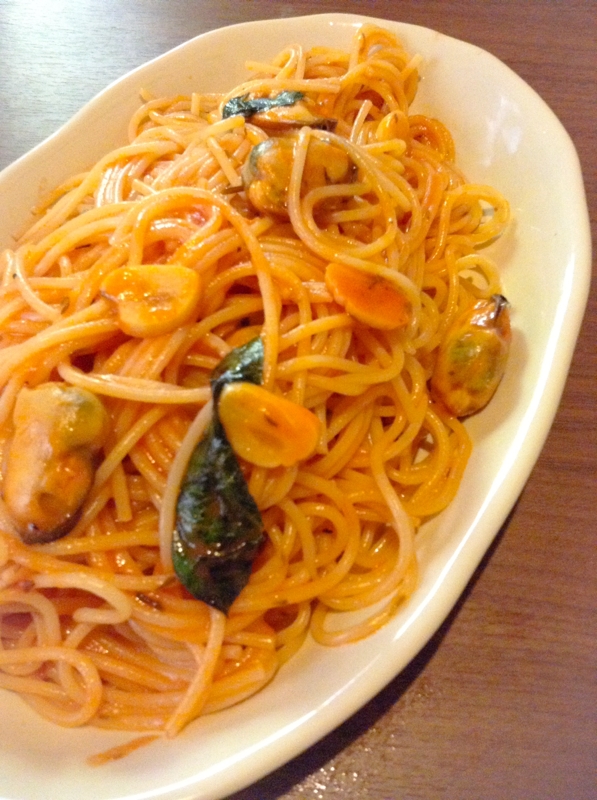 ムール貝のトマトクリームパスタ レシピ 作り方 By Yogi Kitchen 楽天レシピ ムール貝のトマトクリームパスタ レシピ 作り方 By Yogi Kitchen 楽天レシピ