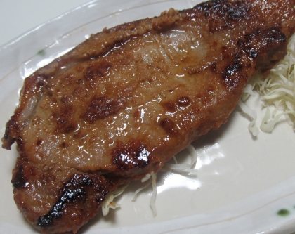 西京味噌に漬け込んだ”豚肉の味噌炒め焼き”