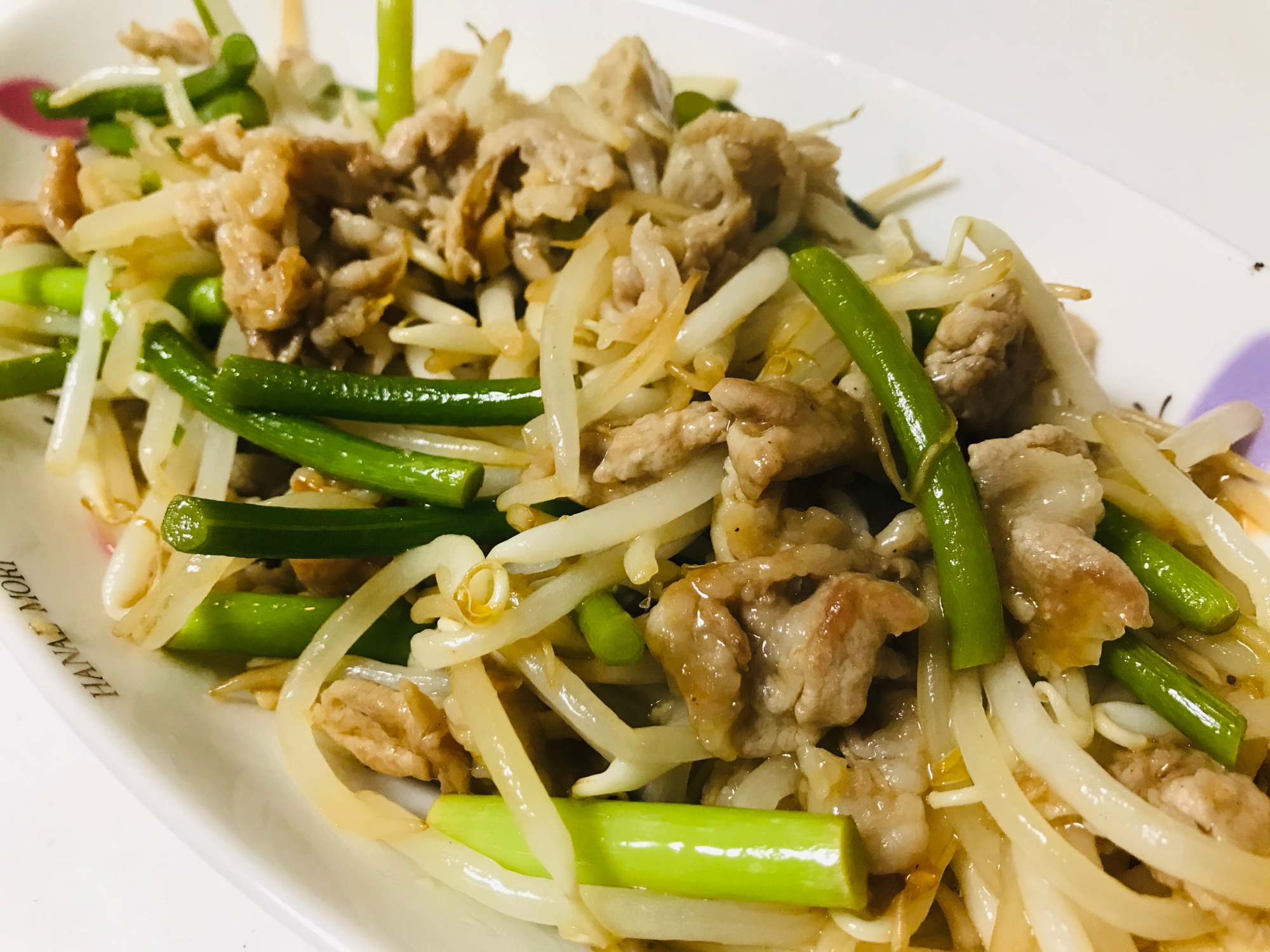 ご飯が進む！豚こま肉とニンニクの芽の中華炒め♫