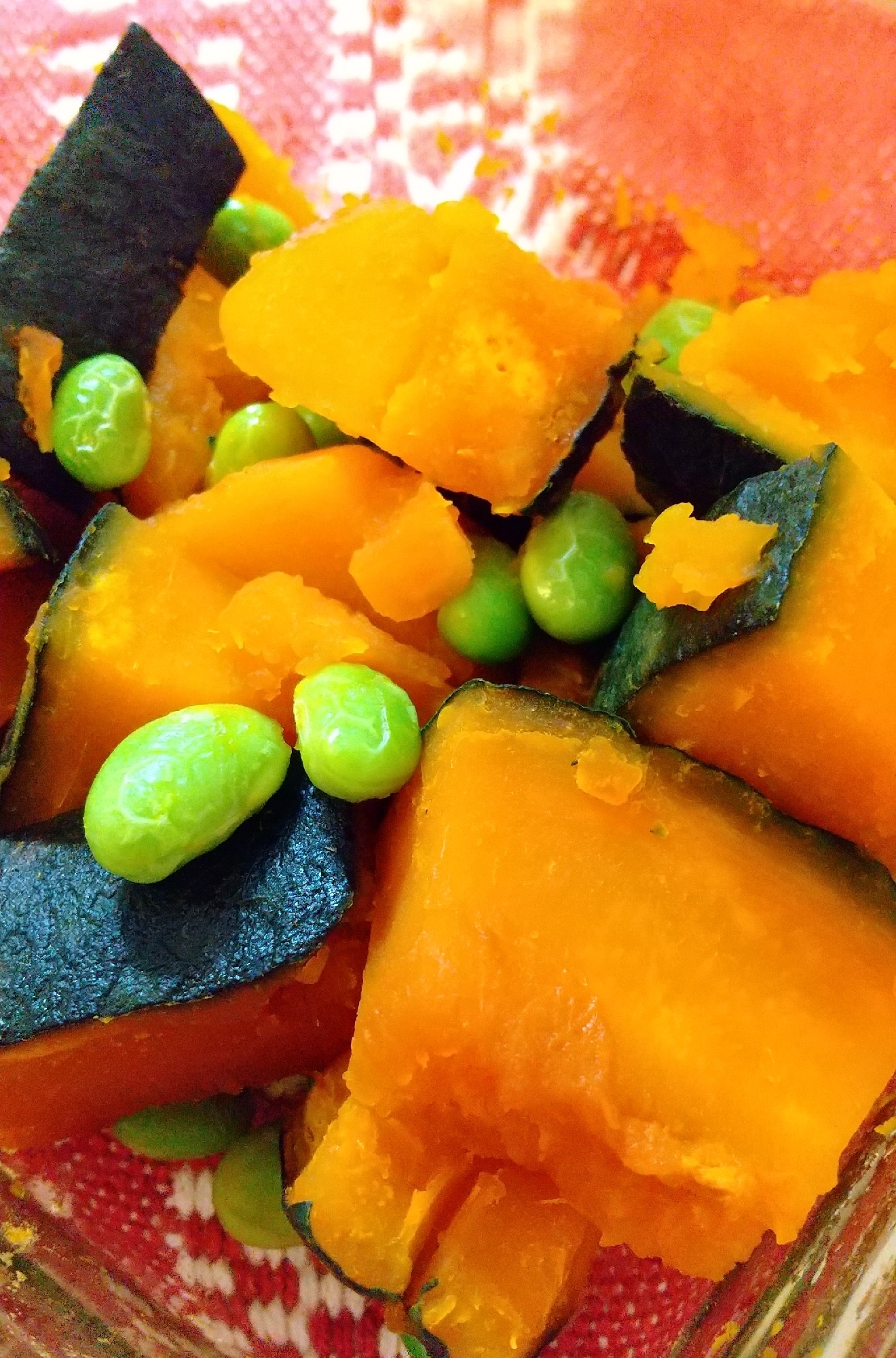 レンジで簡単　かぼちゃと枝豆の煮物