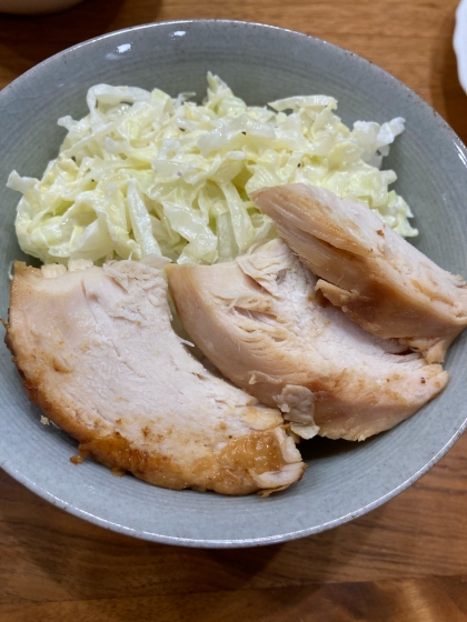 鶏胸肉で♪鶏チャーシュー丼