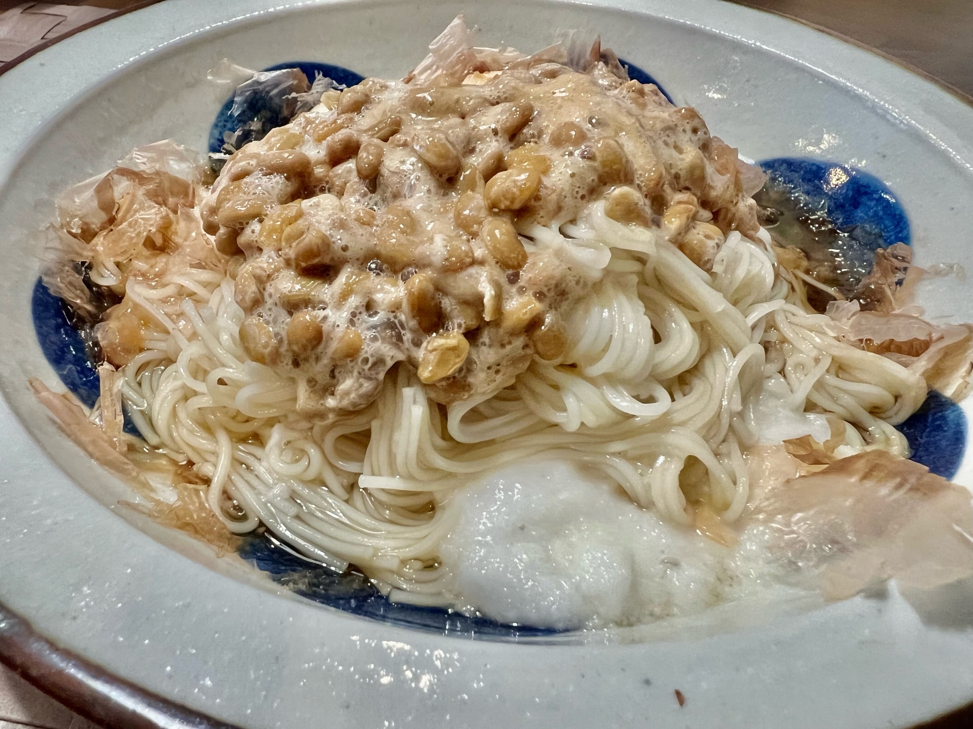 とろろと納豆のネバネバ冷やしそうめん レシピ・作り方 by Risa0901