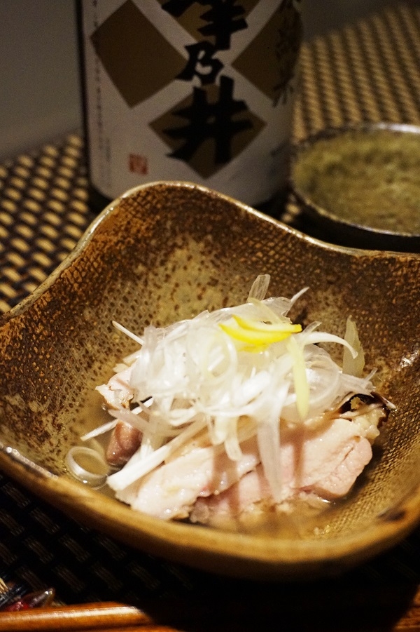 日本酒がすすむ、鶏むね肉の土佐酢がけ