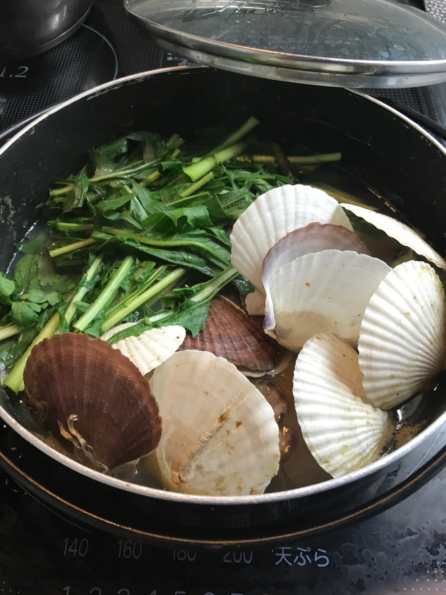 ベビーホタテと小松菜の小さい鍋 レシピ 作り方 By けけり 楽天レシピ ベビーホタテと小松菜の小さい鍋 レシピ 作り方 By けけり 楽天レシピ