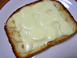 朝食に☆バナナチーズトースト♪