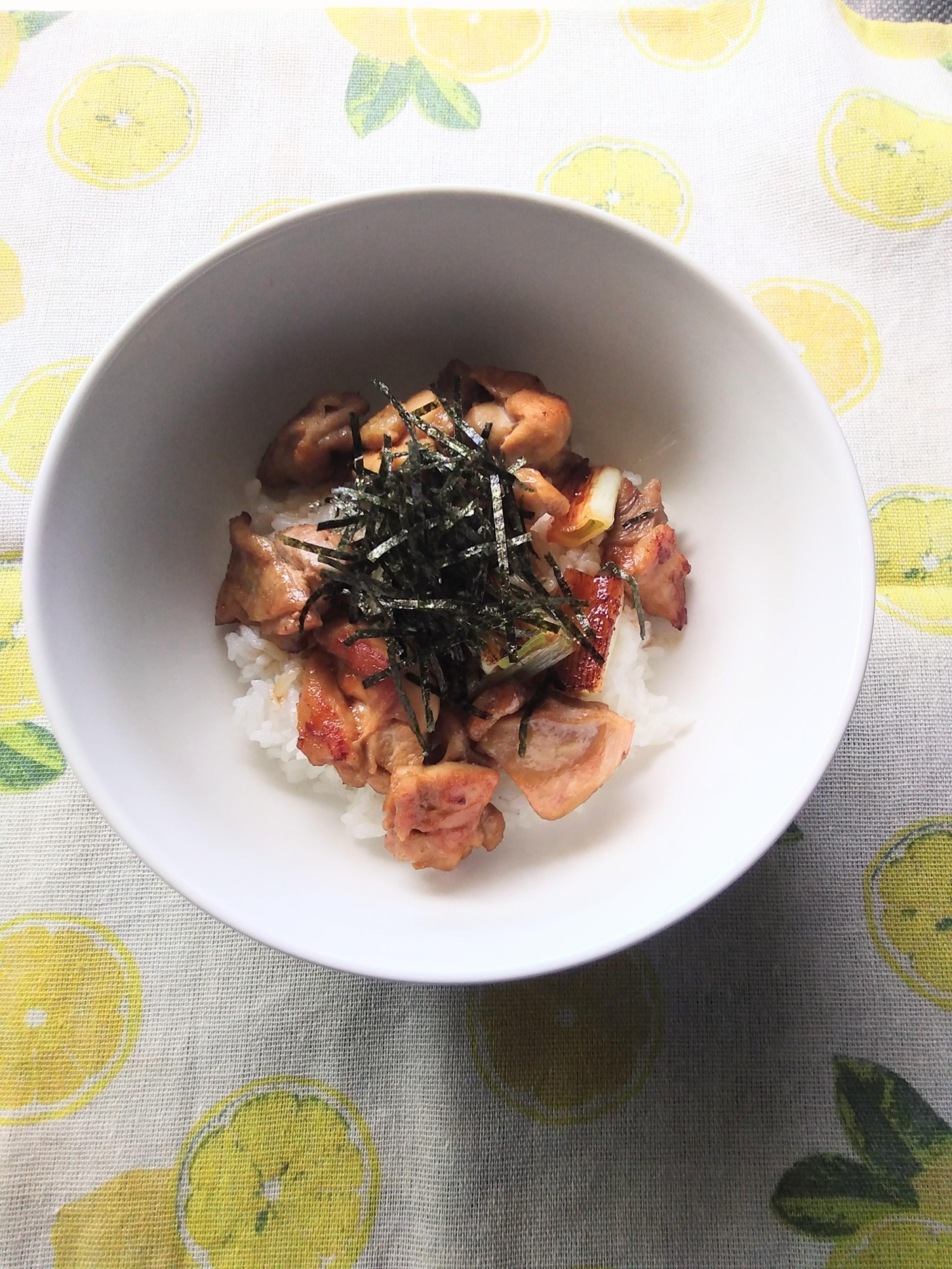 やきとり丼　焼鳥丼