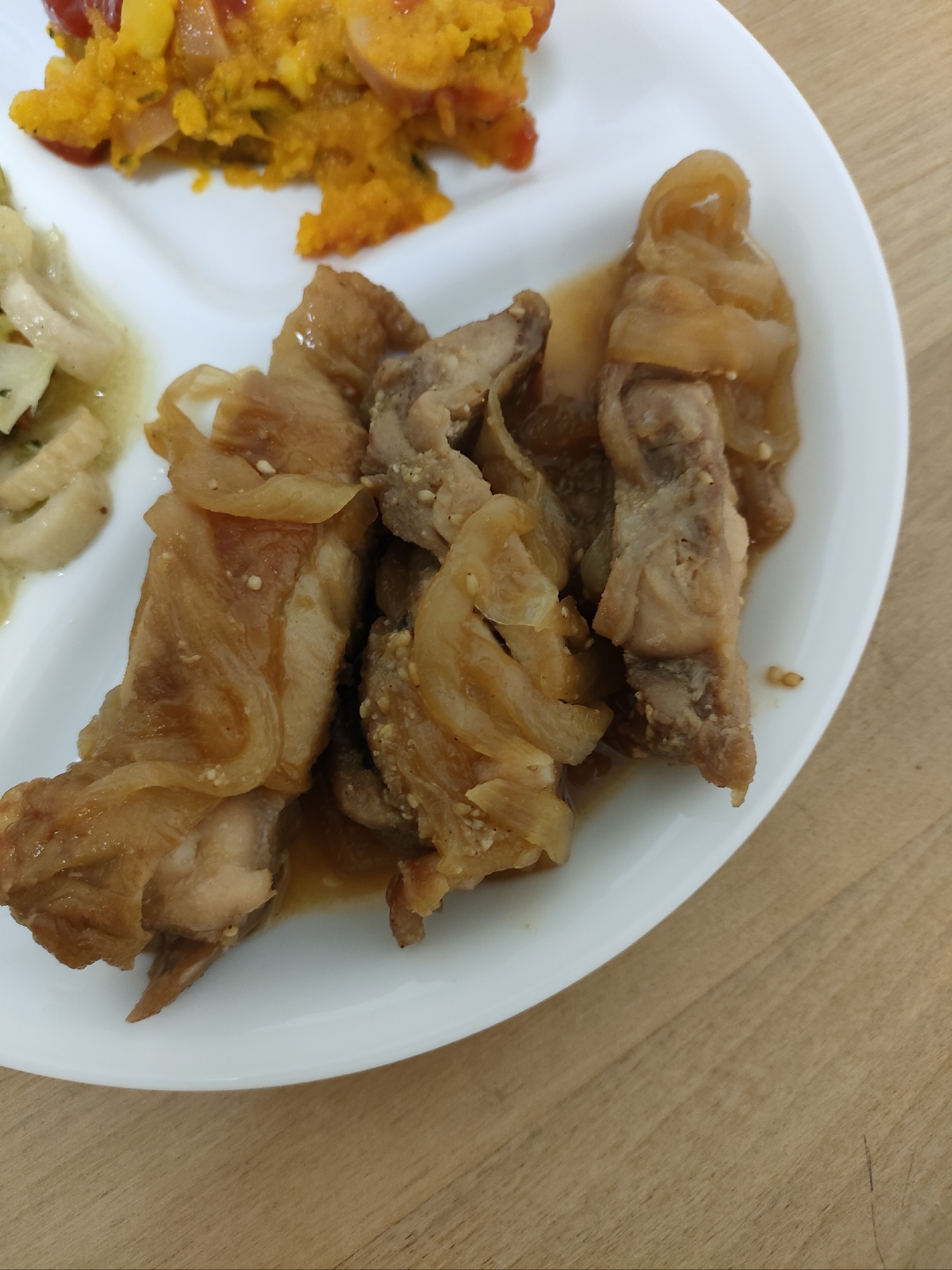 鶏肉と玉葱のトロっと照り焼き