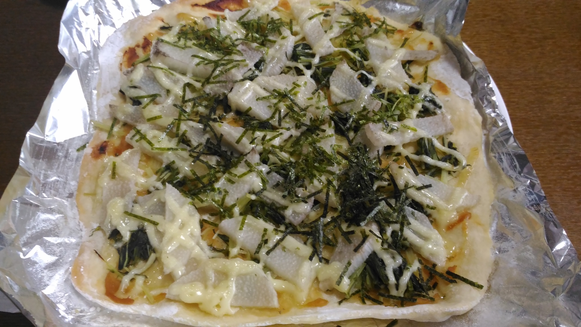 長芋と水菜の味噌マヨピザ