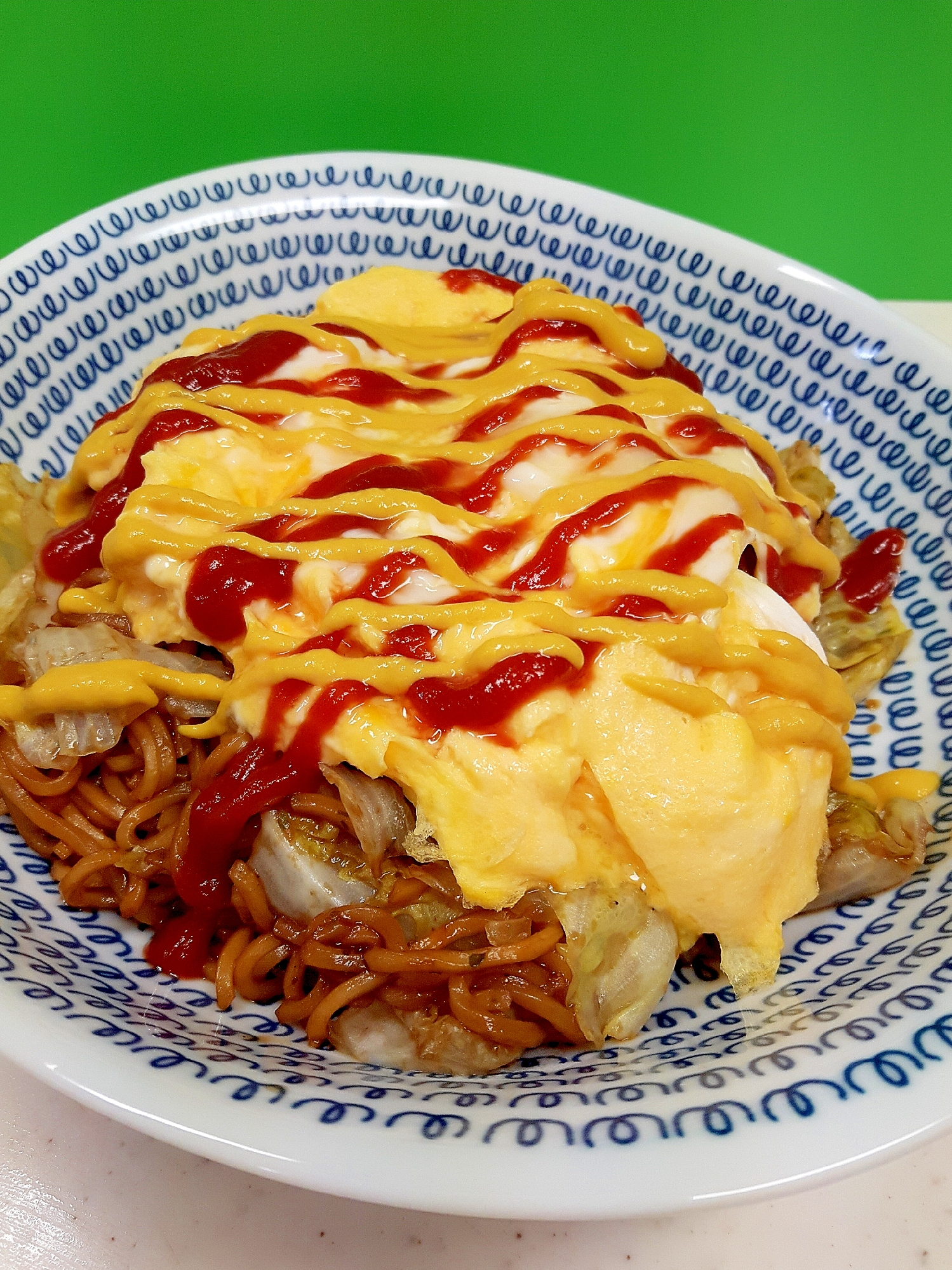 ソース焼きそば袋麺で！子供が喜ぶオム焼きそば♪