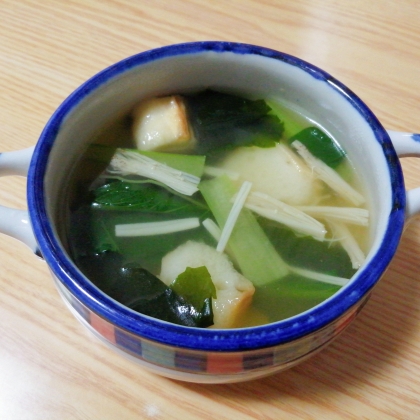 えのきとワカメ小松菜焼き麩のスープ