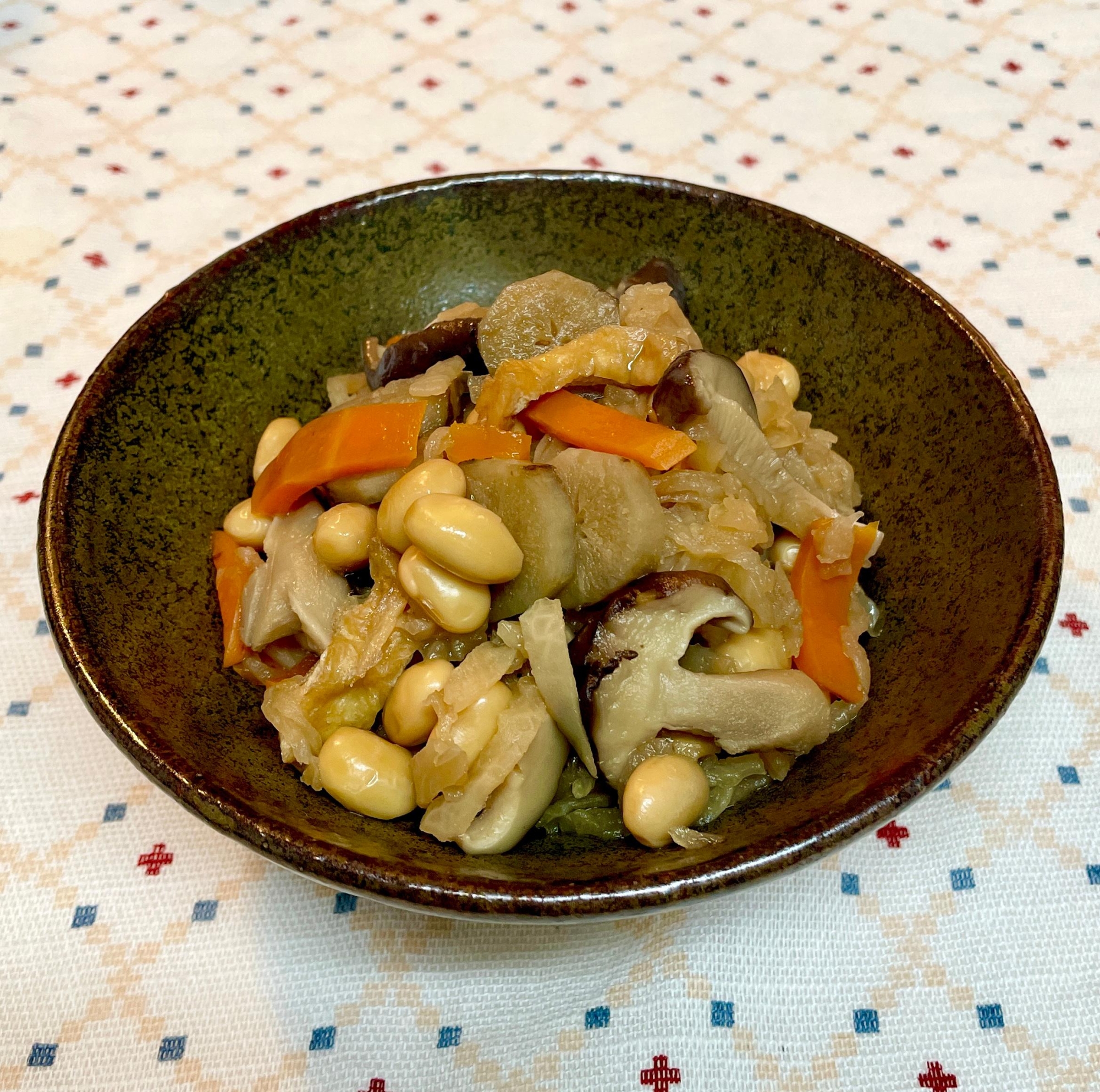 椎茸は冷凍して♡具だくさんな切り干し大根の煮物