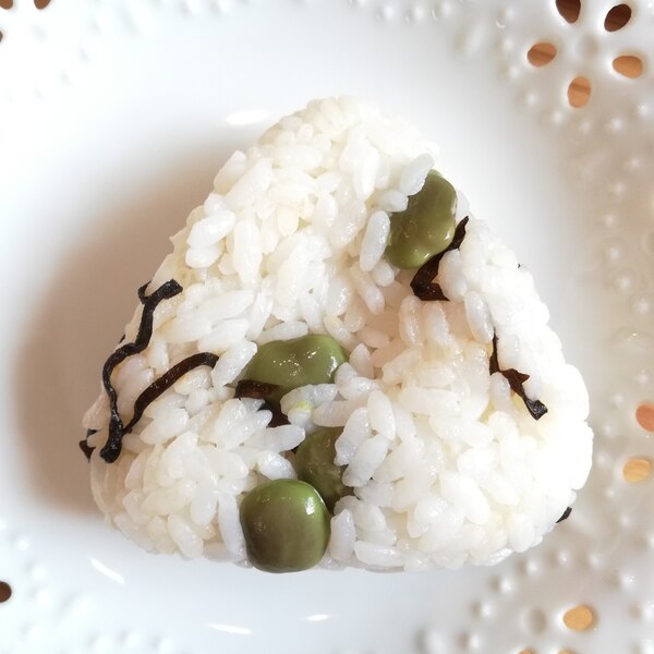 枝豆と塩昆布のおにぎり レシピ 作り方 By Goma 楽天レシピ 枝豆と塩昆布のおにぎり レシピ 作り方 By Goma 楽天レシピ