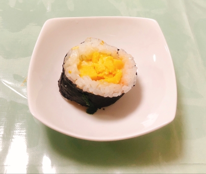 ツナマヨときゅうりと卵の巻き寿司☆
