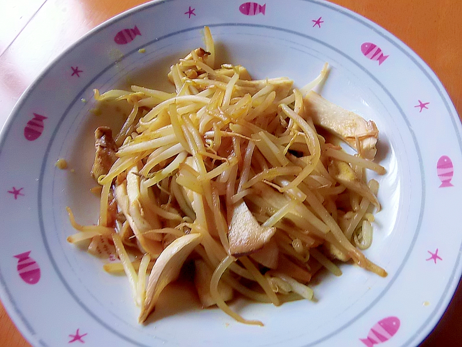 もやしとエリンギのカレー醤油炒め