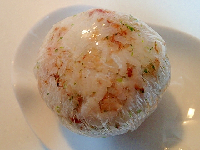 おかかとあおさのツナマヨおにぎり レシピ 作り方 By ぷ みぃまま 楽天レシピ おかかとあおさのツナマヨおにぎり レシピ 作り方 By ぷ みぃまま 楽天レシピ