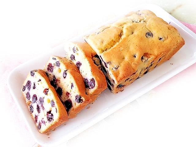 ゴロゴロフルーツ入り!ブルーベリーレモンパウンド♪