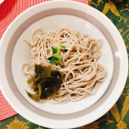 水出し昆布と白だしで美味しいお蕎麦