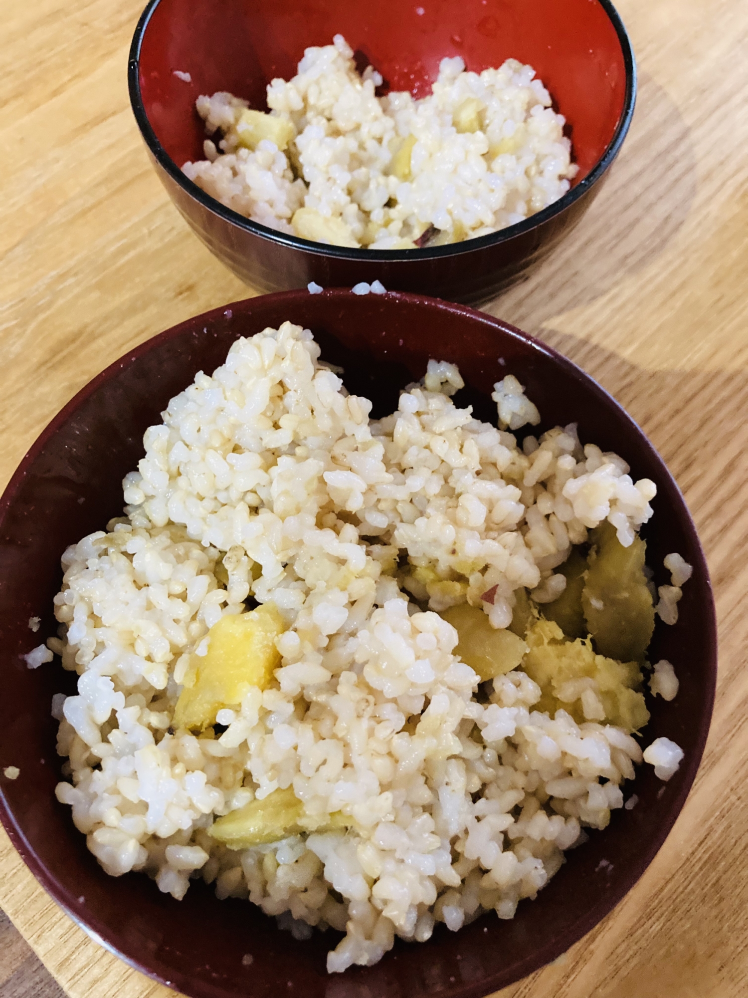 玄米とサツマイモと塩麹でさつまいもご飯