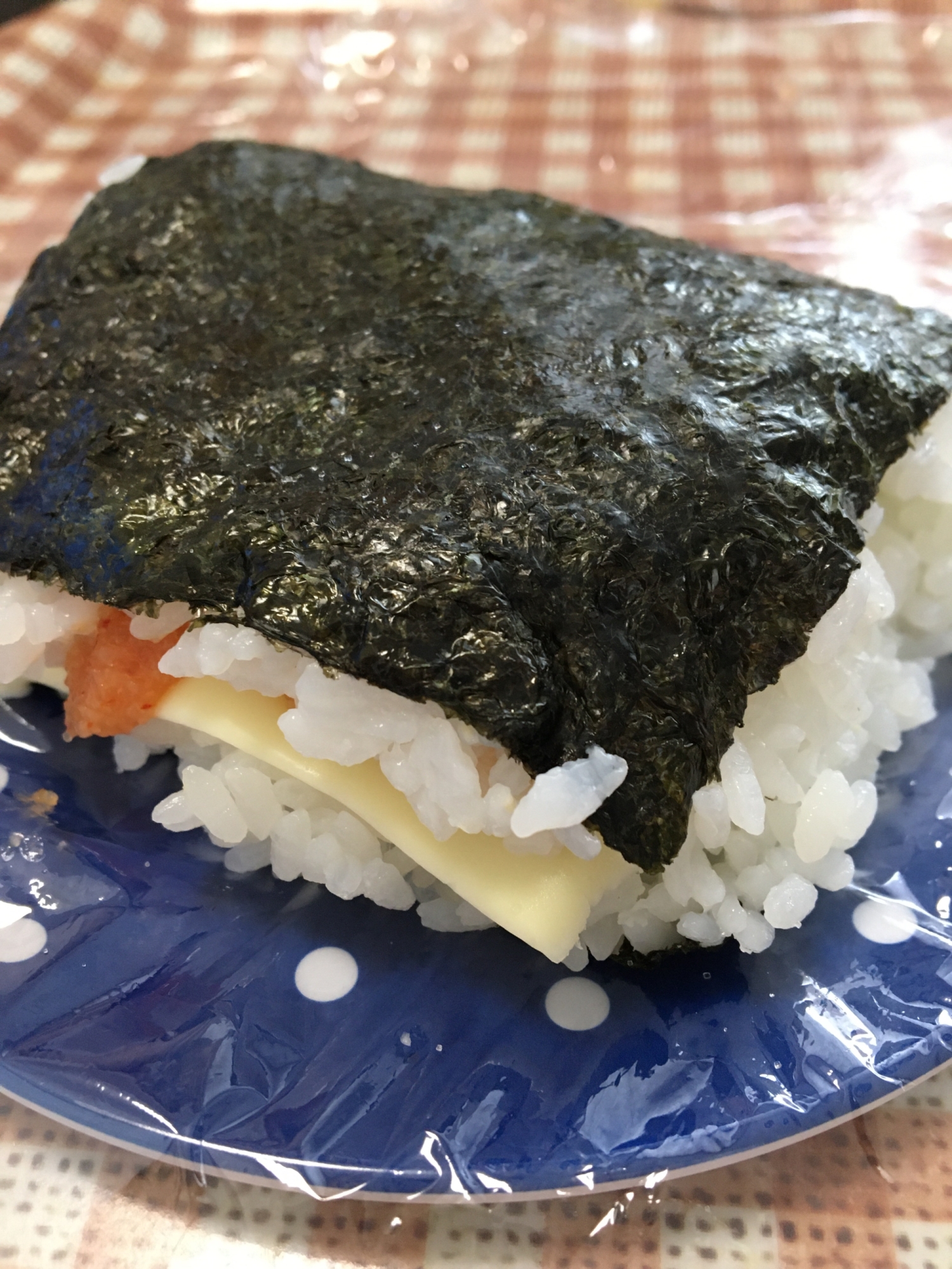 明太チーズのおにぎりサンド レシピ 作り方 By 紅蓮華 楽天レシピ 明太チーズのおにぎりサンド レシピ 作り方 By 紅蓮華 楽天レシピ