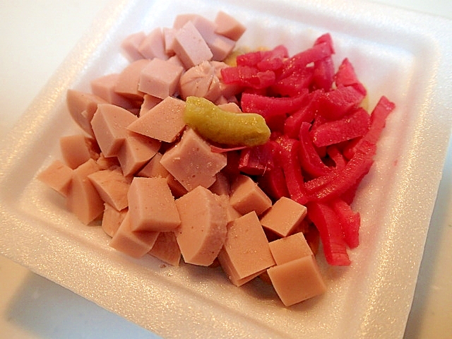 ❤魚肉ソーセージと紅ショウガのツン辛納豆❤