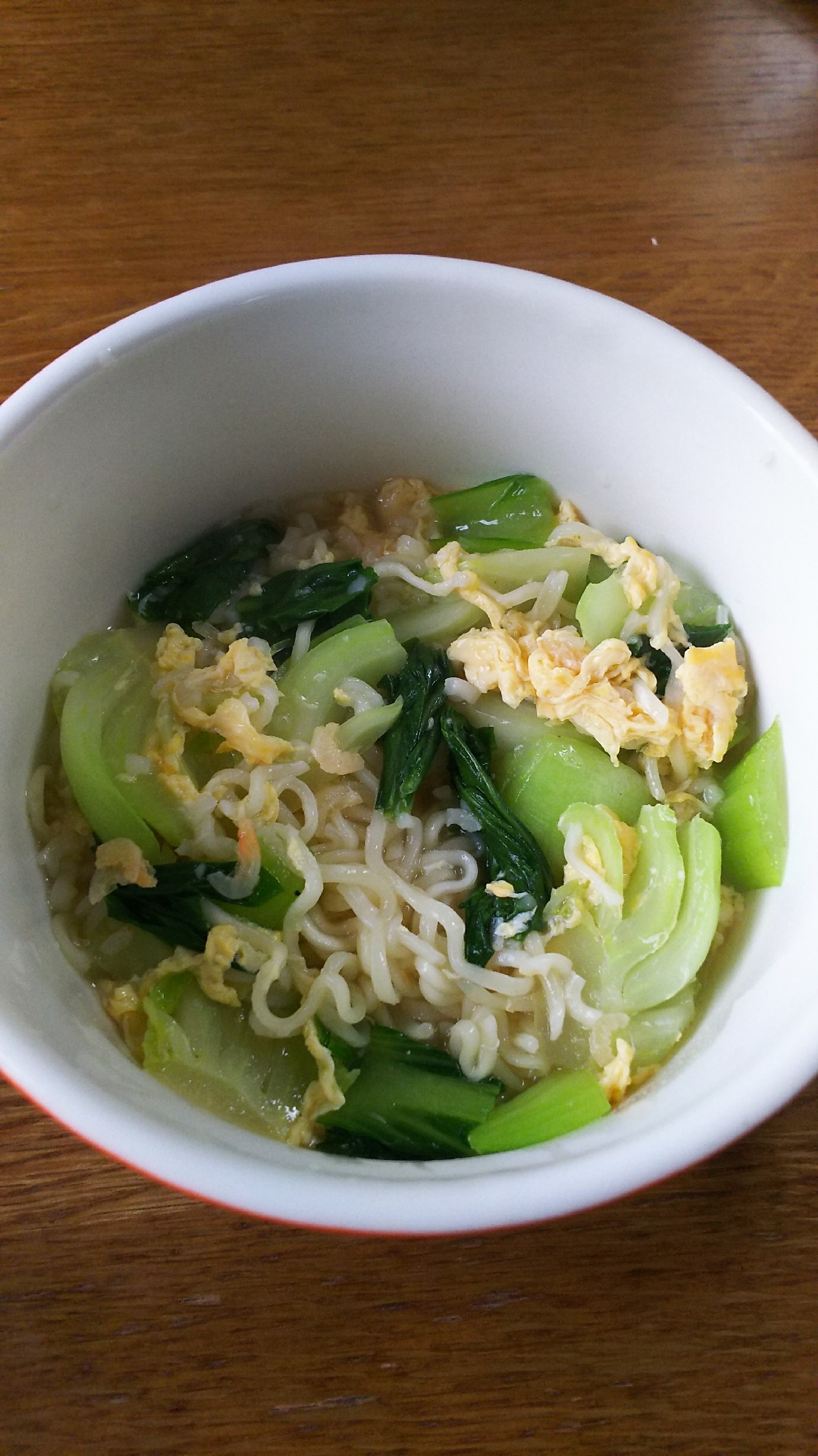 チンゲン菜の卵とじラーメン